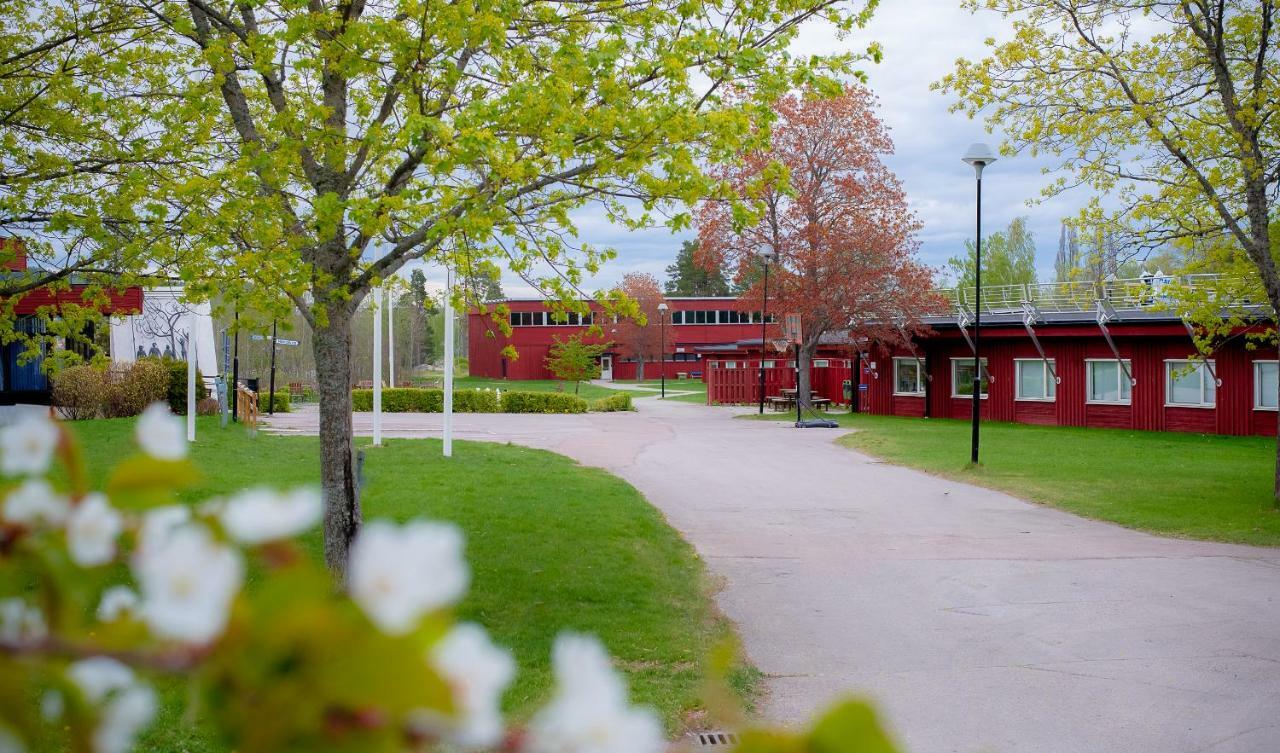 Karlskoga Folkhögskola Vandrarhem Udden Exteriör bild